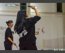 九游-今晚体能课后，阿斯顿维拉造点机会备战意甲，赛场秩序良好，临场指挥获称赞(阿斯顿维拉对曼联直播)