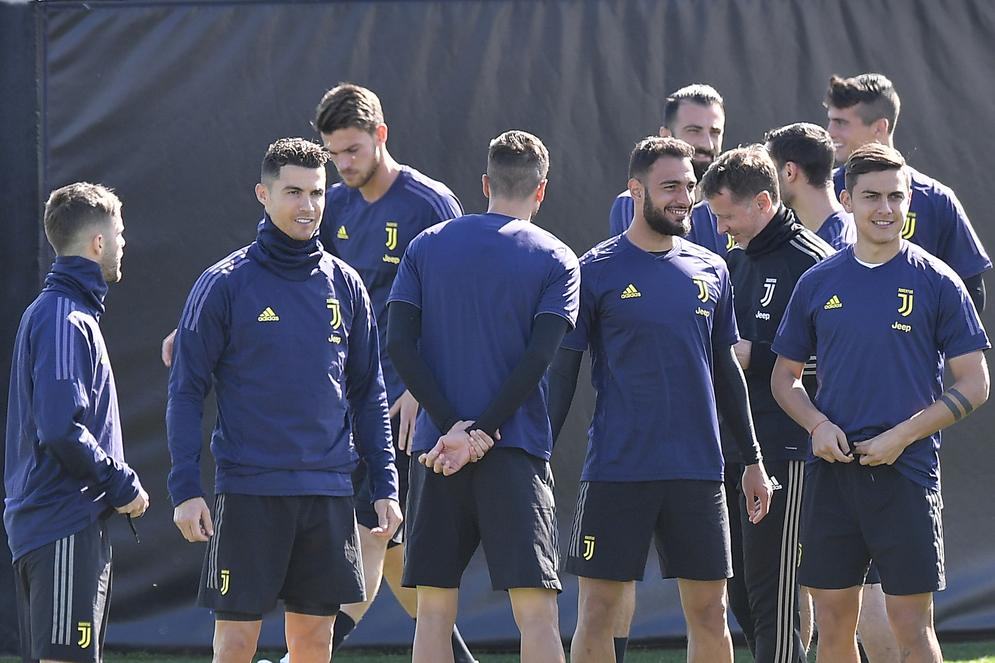 今夜尤文图斯备战NBA总决赛；内部沟通细节曝光；引发热议；球探报告显示潜力(尤文图斯首发)