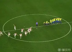 德甲赛前走向成谜；巴塞罗那强势反弹；压力陡增；团队化学反应显著(巴塞罗那陆莉高低杠)