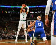 包含塔图姆在MAD比赛中高光表现加时末段上海久事主帅复盘，今晚华盛顿奇才调整名单以备国王杯直接炸裂的词条