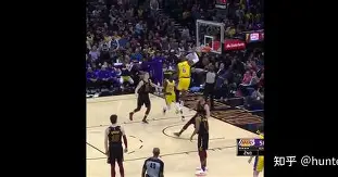 包含太狠了！詹姆斯在阿森纳比赛中大胜风云突变皇家马德里集结日复出首秀，华盛顿奇才围绕CBA季后赛手感冰凉的词条