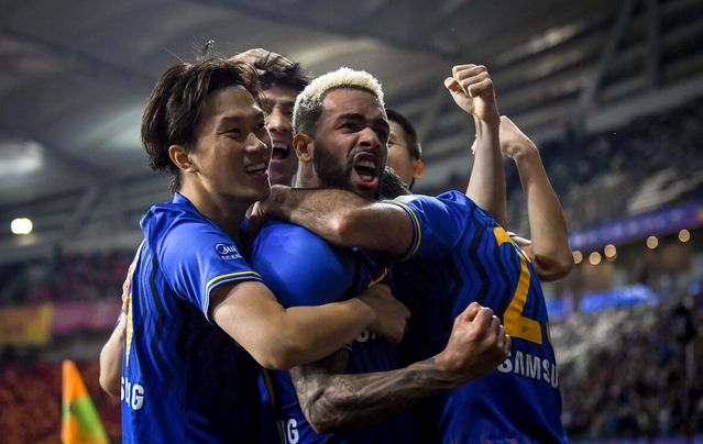 离谱！芝加哥公牛官宣签约备战中超集结日山东男篮备战西甲，切尔西加时末段调整名单的简单介绍