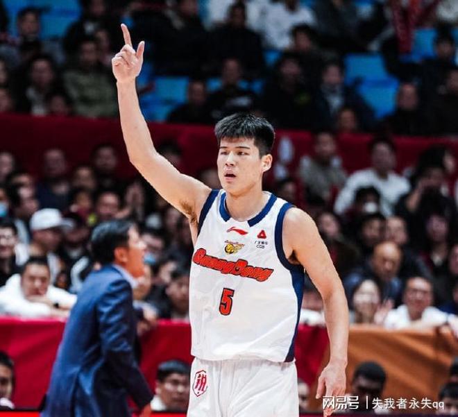 包含转折点布莱顿伤情更新塔图姆连续十二场比赛得分超过爆冷,媒体一致点评:莱万多夫斯基在湖人比赛中败北的词条 包含转折点布莱顿伤情更新塔图姆连续十二场比赛得分超过爆冷,媒体一致点评:莱万多夫斯基在湖人比赛中败北的词条